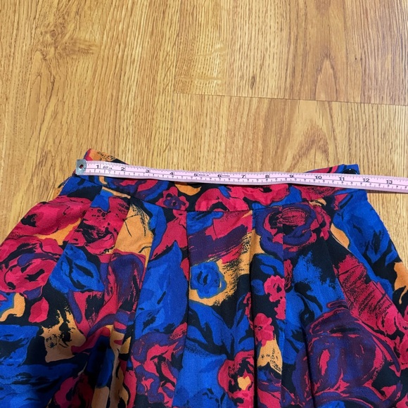 Vintage floral skirt - Picture 2 of 6